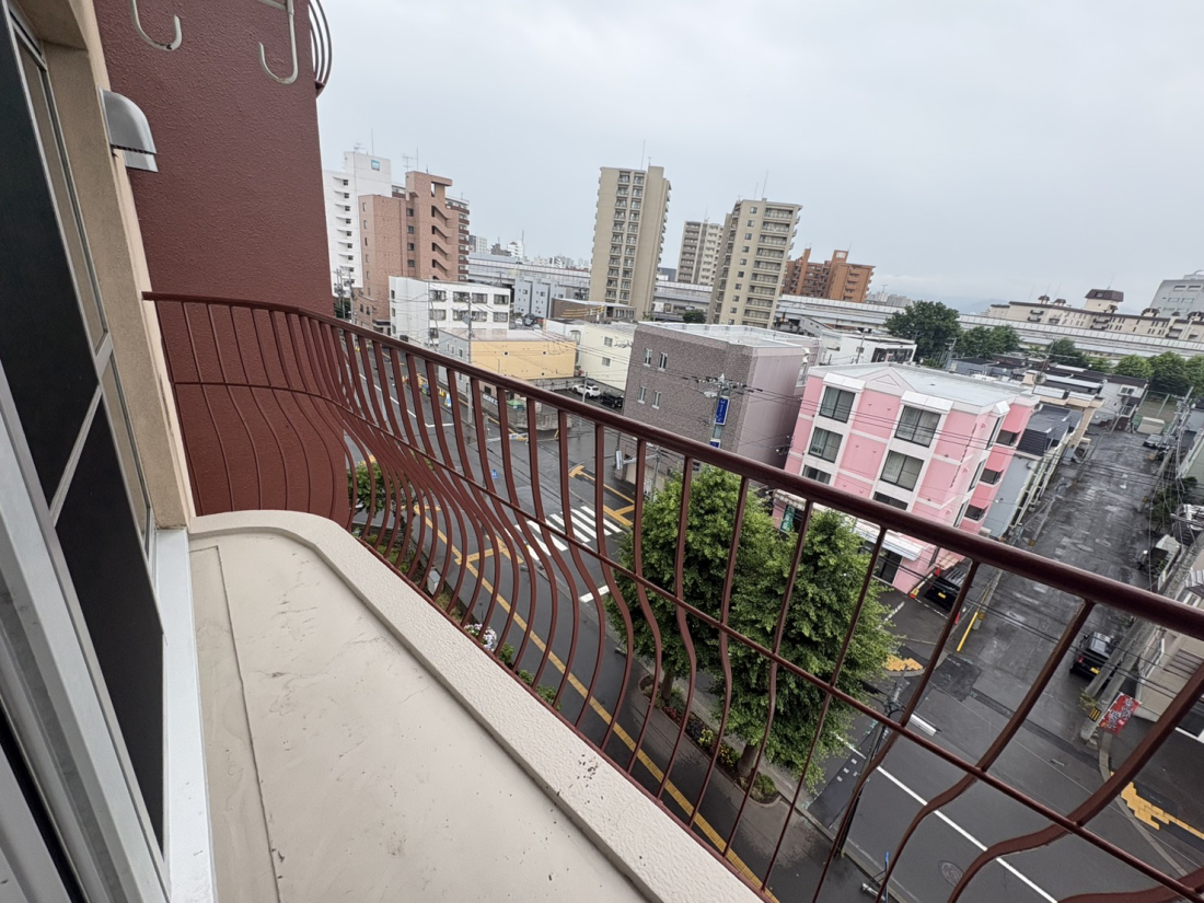 �k�C���D�y�s�k��k�O�\�܏�6���ڂ̒��Ã}���V�����̃o���R�j�[