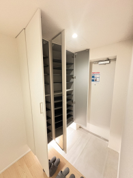 �k�C���D�y�s���攭���Z��4���ڂ̒��Ã}���V�����̌���