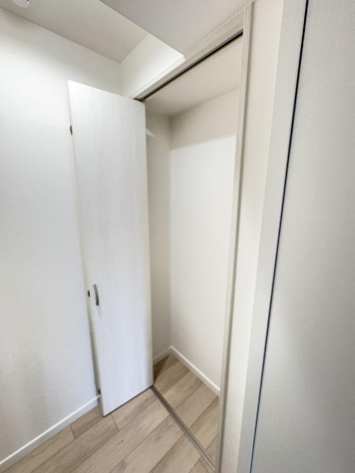 �k�C���D�y�s���攪���l��4���ڂ̒��Ã}���V�����̎��[