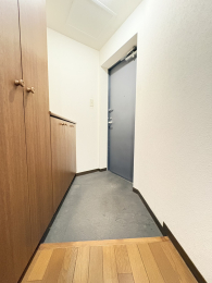 �k�C���D�y�s����x�u���4���ڂ̒��Ã}���V�����̌���