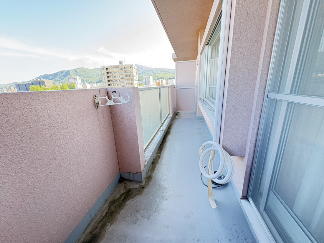 �k�C���D�y�s����O�c���12���ڂ̒��Ã}���V�����̃o���R�j�[