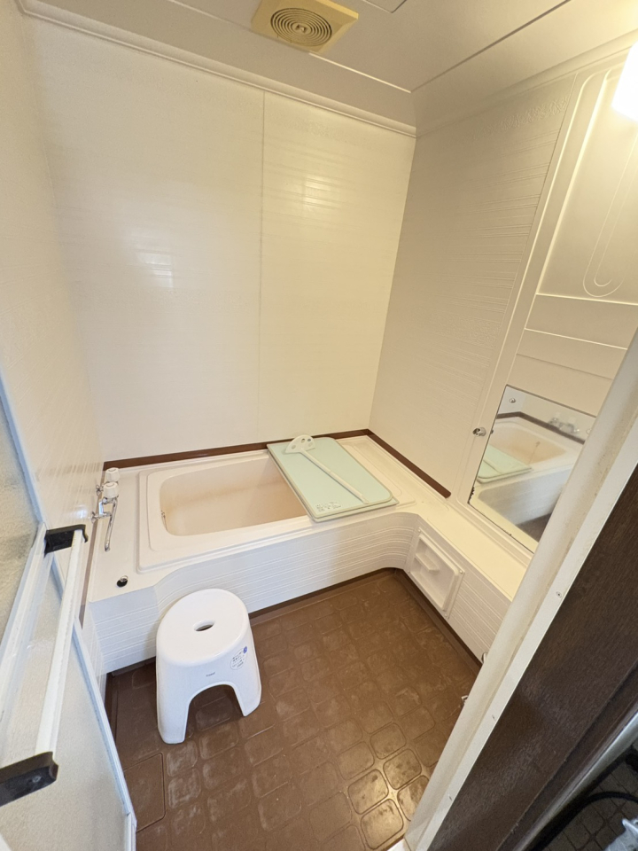 �k�C���D�y�s������R���3���ڂ̒��È�ˌ��Ă̗���