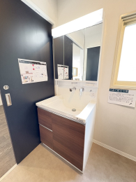 �k�C���D�y�s���搼��\���8���ڂ̒��È�ˌ��Ă̐��ʑ�E���ʏ�