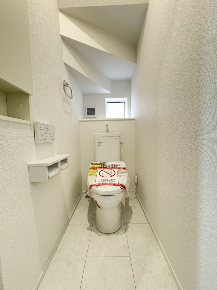 �k�C���D�y�s����O�c����14���ڂ̐V�z��ˌ��Ẵg�C��