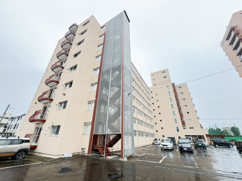 �k�C���D�y�s�k��k�O�\�܏�6���ڂ̒��Ã}���V�����̌��n�O�ώʐ^